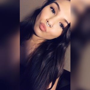 Meet your Posher, Melanie